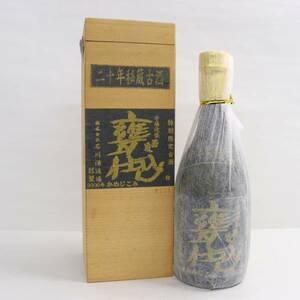 石川酒造 本場泡盛 玉友 二十年秘蔵古酒 謹製2000年 甕仕込み 40度 720ml F24E080005