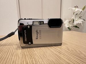 「CCD」OLYMPUS デジタルカメラ TG-820 シルバー silver