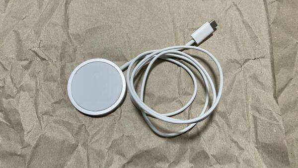 Apple 純正 ワイヤレス充電器 MagSafe充電器 美品