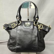 060516 266181 COACH コーチ ハンドバッグ ショルダーバッグ 2WAY 鞄 ブラック系 黒 レザー ブランド 保存袋 USED品_画像2