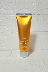 ジェライミーパフュームヘアエッセンスSUNSET FREESIA トリートメント