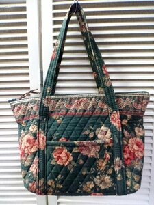 Vera Bradley☆ヴェラブラッドリー　花柄 キルティング トートバッグ ダークグリーン 緑系