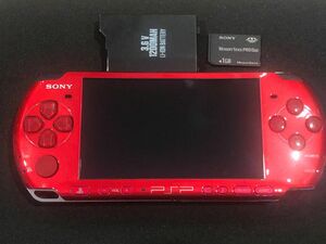 ほぼ未使用　超美品　PSP3000 ラディアントレッド　純正バッテリー　メモリースティック付き　