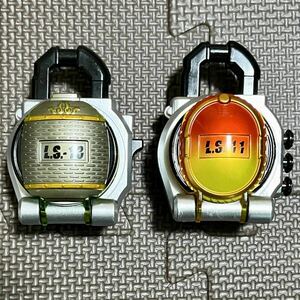 仮面ライダー鎧武 DXキウイロックシード＋DXマンゴーロックシード