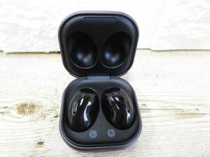 5J148NZ◎SAMSUNG Galaxy BUDS Live SM-R180　 ワイヤレスイヤホン Bluetooth◎中古品