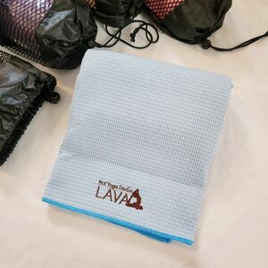 LAVA 新品ヨガラグ　ヨガタオル　ホットヨガ対応　スカイブルー