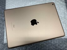 JN483 iPad 第6世代 Wi-Fiモデル A1893 ゴールド 32GB ジャンク ロックOFF_画像2