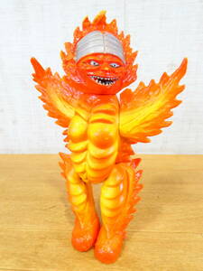 * Junk at that time thing Yonezawa mirror man sofvi doll fire . monster Kitty fire - total length approximately 37cm jpy . Pro / jpy . special effects monster damage equipped @80(5)