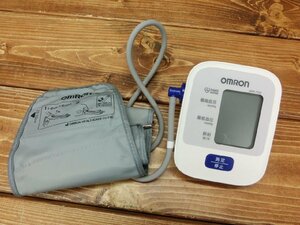 【W5-0192】OMRON オムロン 上腕式血圧計 HEM-7120 血圧測定器 健康器具 ヘルスケア 通電確認済 東京引取可 現状品【千円市場】