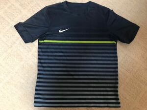 NIKE トレーニングシャツ