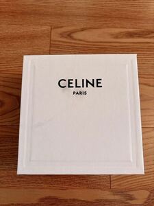 セリーヌ　CELINE 空箱　財布　取り扱い説明書　ヴィンテージ　ブランド　高級　フランス　箱　ホワイト 