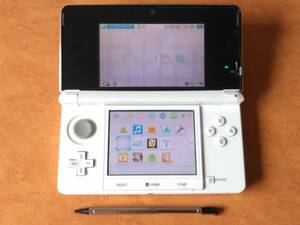 動作確認済　きれい目　3DS　中古　アイスホワイト　Ver11.6.0-39J　上下フィルター・ペン付　1円から送料安　同梱可