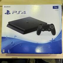 西542 PlayStation4 ジェット・ブラック 1TB CUH-2000BB01 SONY プレステ4 本体_画像1