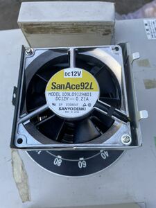  гора . электрический DC вентилятор SanAce92L. как новый. не использовался.