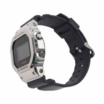 CASIO G-SHOCK カシオ ジーショック GM-5600-1fj メタルカバード 腕時計 リスト ウォッチ ブラック系【中古】_画像4