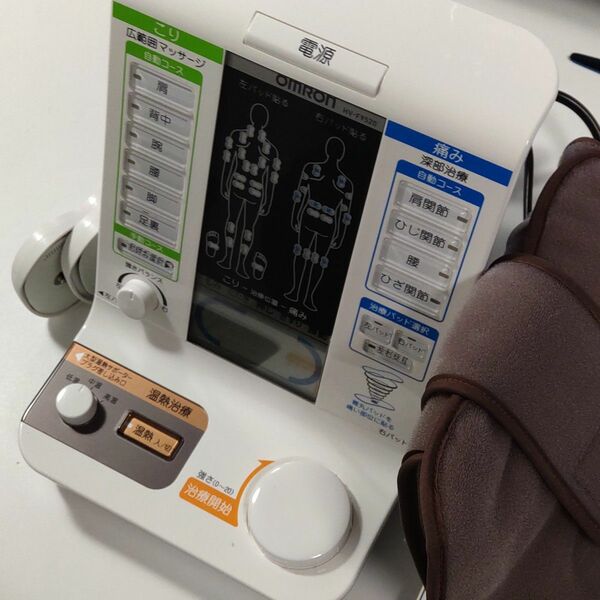 OMRON オムロン 電気治療器 HV-F9520 温熱組合せ家庭用医療機器★ほぼ未使用★替えの純正パッド4枚付