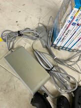 YI050156 Wii U 本体 ゲームパッド WUP-101 32GB WUP-010 ソフト付き マリオ等 初期化済み 直接引き取り歓迎_画像3