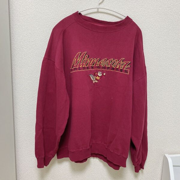 Minnesota Hockey ミネソタ カレッジ スウェット ロゴ 刺繍 メンズ 古着 トレーナー 90s レッド