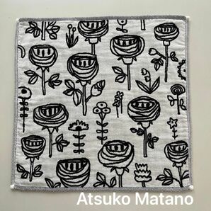 「新品未使用品」マタノアツコ・大判ハンカチ1枚(約34×34cm)