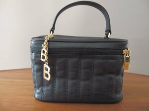 BALENCIAGA ★バレンシアガ★バニティポーチ★化粧ポーチ メイクボックス コスメポーチ★レディース★鞄★ファッション小物