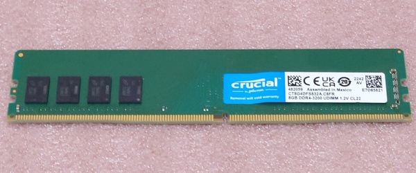 ＃Crucial CT8G4DFS832A - PC4-25600/DDR4-3200 Micronチップ 288Pin DDR4 UDIMM 8GB 動作品