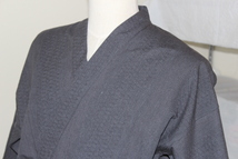 新品 特選 高級　紋織　男性用　作務衣　LLサイズ　 送料無料_画像4