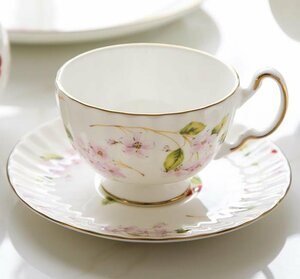 Aynsley エインズレイ　イギリス　洋食器　茶器　コーヒーカップ＆ソーサー　桜柄　さくらんぼ　花柄　お祝い　プレゼント　
