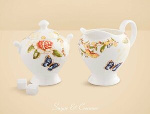 Aynsley エインズレイ　イギリス　洋食器　茶器　シュガーポット　ミルクポット　2点セット　お祝い　プレゼント