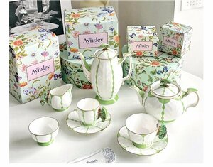 Aynsley エインズレイ　イギリス　洋食器　茶器　蝴蝶柄　蝶々　ミルクポット＆ミルクポット　2点セット　お祝い　プレゼント　グリーン