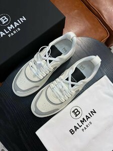 新品　BALMAIN　バルマン　メンズ　スニーカー　スポーツシューズ　39-44　サイズ選択可能　3742