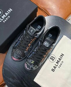 新品　BALMAIN　バルマン　メンズ　スニーカー　スポーツシューズ　39-44　サイズ選択可能　3727