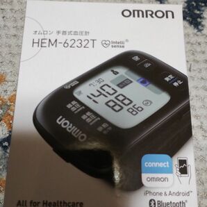 【未開封】手首式血圧計 HEM-6232T　保証書付