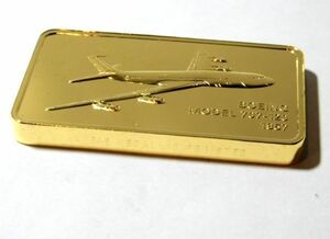 限定品 ジェーン年鑑 公式記念 英国製 アメリカ ボーイング社 4発式 ジェット旅客機 707 飛行機 純金仕上げ 記念品 メダル コイン 記章