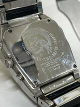 【s3181】［中古品］DIESEL ディーゼル メンズ 腕時計 クロノグラフ 10BAR DZ-4098 ※不動品！電池交換必須です。箱無し_画像3