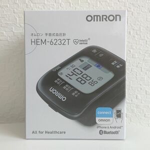 OMRON HEM-6232T 血圧計