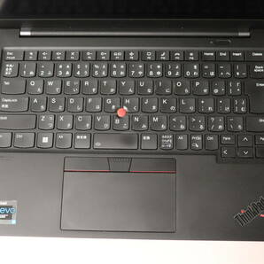 m635. Lenovo / ThinkPad X1 Carbon / 20XXCTO1WW / Core i5-1135G7 / 16GBメモリ / SSDなし / 通電確認・ジャンクの画像2