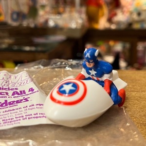 1990 year made Hardee's Marvel Super Heroes Vehicles Captain America Hardy -zma- bell super hero vehicle Captain America 