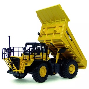  free shipping *Komatsu Dump Camion HD605 1:50 Universal Hobbies UH8009