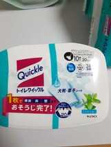 花王 トイレクイックル 容器入り ミントの香り 10枚 × 1個+詰め替えシート20枚入り×4P　トイレマジックリン　詰め替え用特大800nl×1_画像2