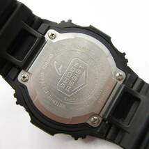 T1046☆CASIO G-SHOCK デジタル タフソーラー マルチバンド6 GW-M5610R【3159】GW-M5610R-1JF カシオ Gショック 中古品【時計】_画像6