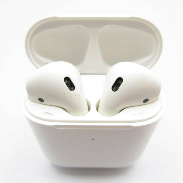 T1059☆Apple AirPods エアポッズ【充電ケース 第2世代 A1938・ イヤホン 第2世代 A2032 A2031】ワイヤレス 動作確認後初期化済み 中古品