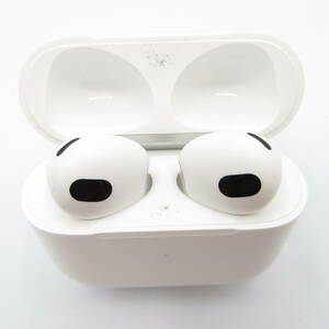 T1063☆Apple AirPods エアポッズ 第3世代 MagSafe充電ケース A2566・ イヤホン A2565 A2564 ワイヤレス 動作確認後初期化済み 中古品