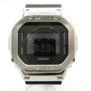 T1193☆CASIO G-SHOCK デジタル GM-5600【3229】GM-5600-1JF カシオ Gショック ブラック×シルバー 中古【時計】