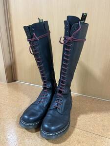 Dr.Martens