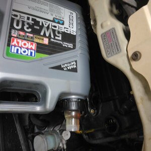 LIQUIMOLYリキモリスペシャルテックAA5W30SP20986ロングライフ自動車エンジンオイル4L水素化分解合成油ガソリンディーゼル兼用