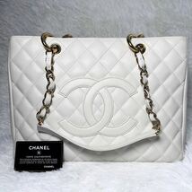 極美品　CHANEL シャネル キャビアスキン マトラッセ チェーンショルダーバッグ トートバッグ　ホワイト　12番台　シール・カード有_画像1