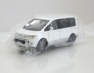 TC 1/64 三菱 デリカ D:5 白 ウォーム ホワイト シルバー ツートーン ガチャ トイズキャビン Mitsubishi Delica D5 White