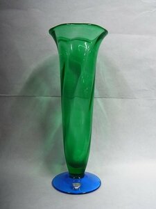 A5152 Sweden o ref .s color glass flower base 