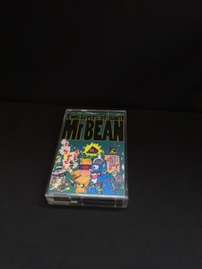 【ジャンク 送料込】カセットテープ　Two Layers Of Paint / Mr.Bean　/再生未確認　◆N5-152
