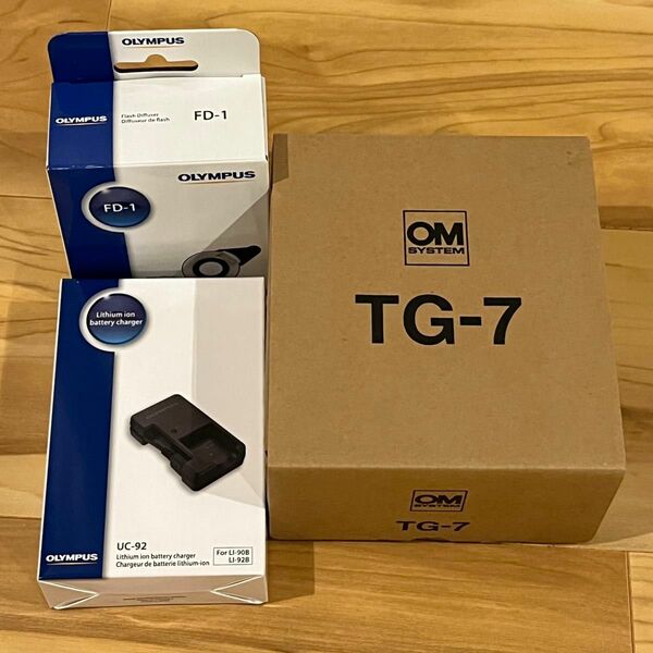 極美品セット TG-7 バッテリー 充電器 SD 256GBFD-1 フラッシュディフューザ OM SYSTEM OLYMPUS 